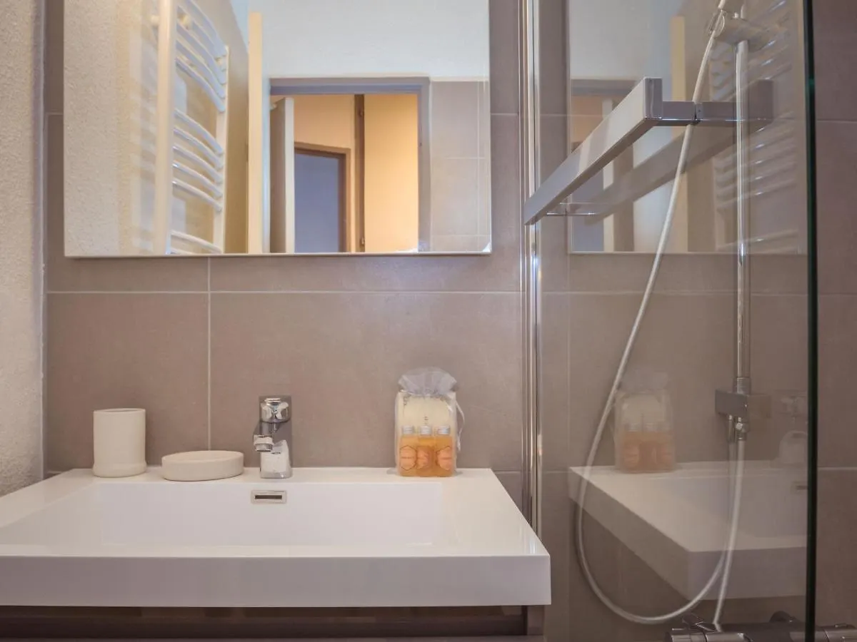 Appartement Renove Avec Parking Et Wifi A Chamonix - Fr-1-343-208