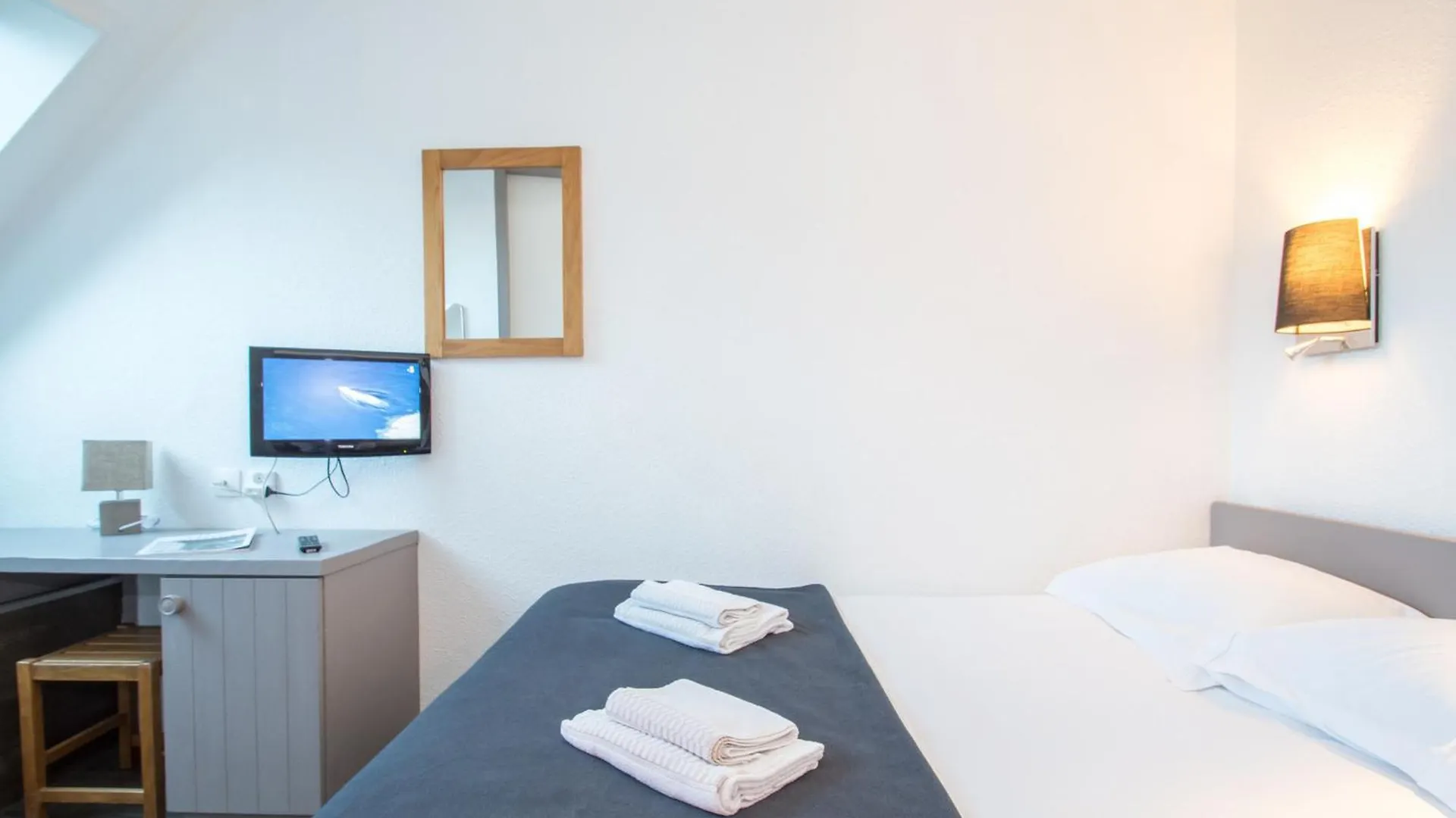 Appartement Renove Avec Parking Et Wifi A Chamonix - Fr-1-343-208