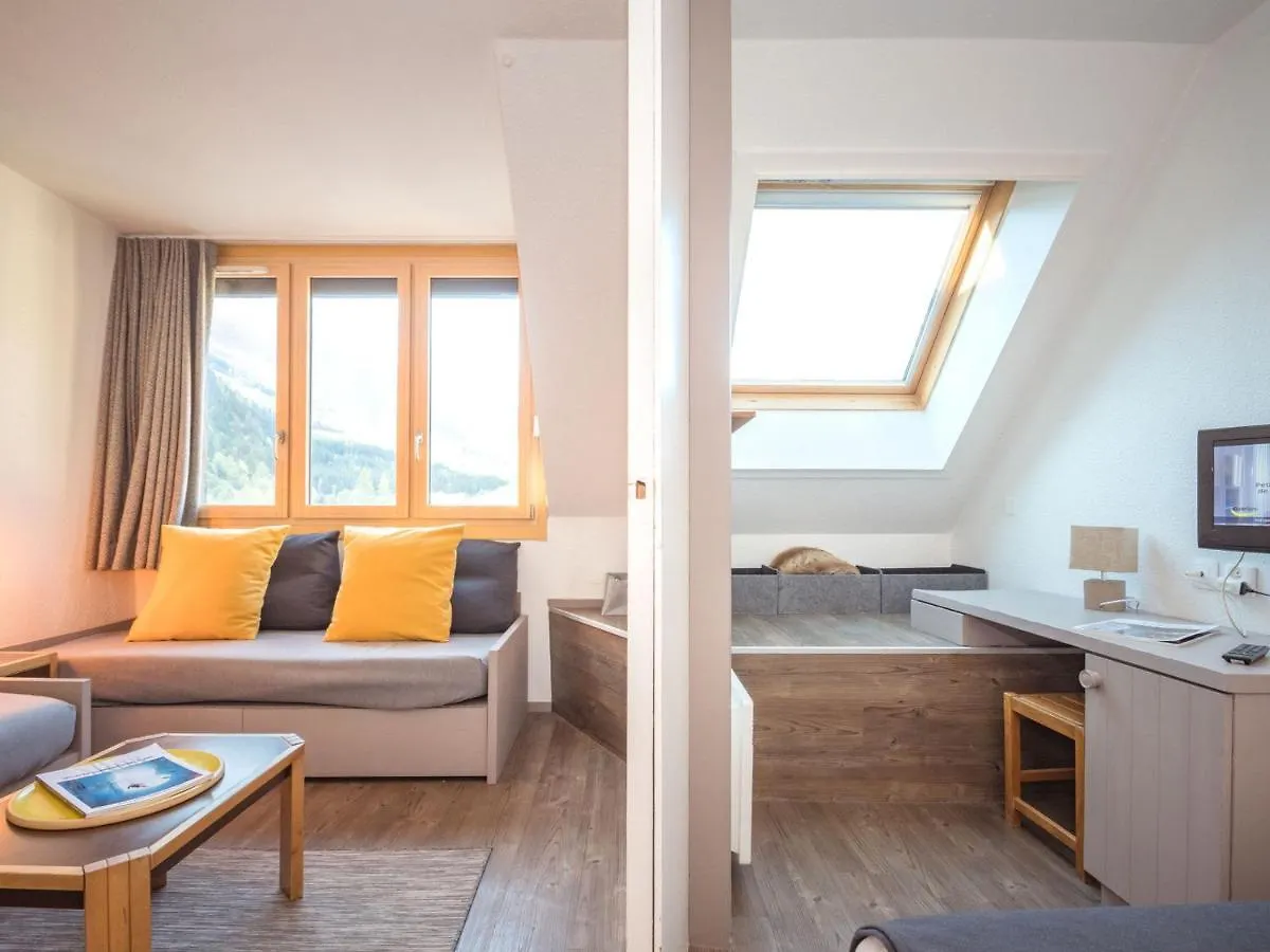 Appartement Renove Avec Parking Et Wifi A Chamonix - Fr-1-343-208 0*,  フランス